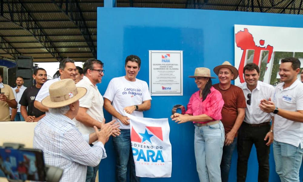 Evento de entrega da nova quadra contou com a presença do reitor da Uepa, Clay Chagas, do governador do Estado, Helder Barbalho, entre outras autoridades (Foto: Sidney Oliveira / Ascom Uepa).