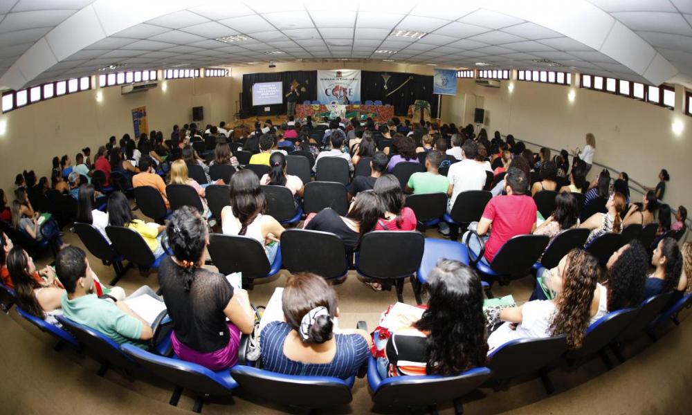 Com transmissão ao vivo pelo YouTube, os eventos acontecem no Auditório Paulo Freire do Centro de Ciências Sociais e Educação (CCSE) da Uepa