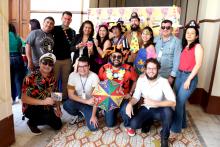  A vice - reitora, Ilma Pastana participa da "Uepa na folia" com servidores.